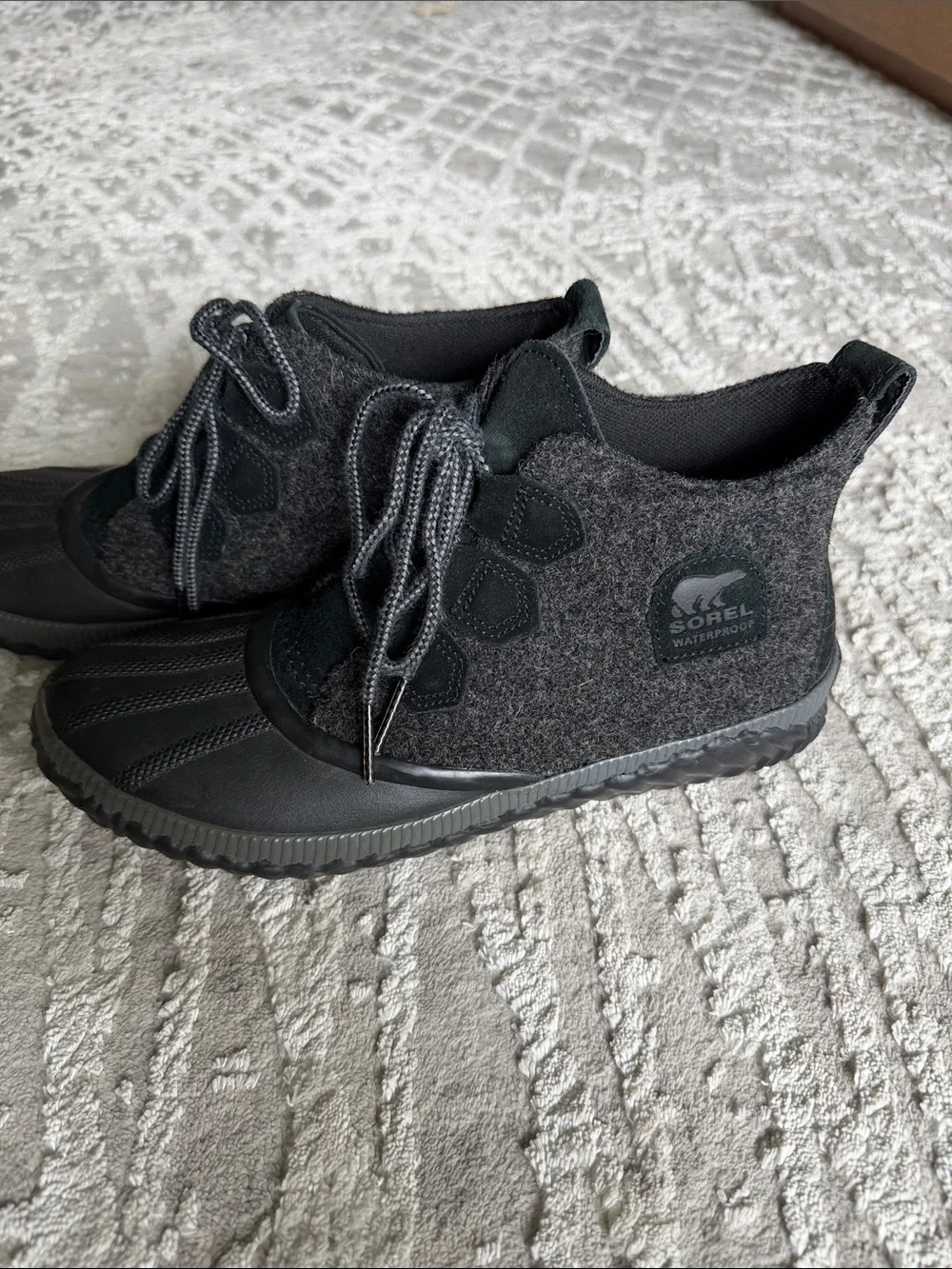 Sorel Black Gray Waterproof Lace-Up Ankle Booties